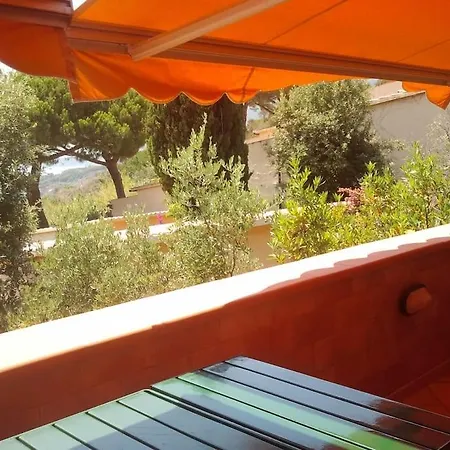 Splendida Vista Sul Golfo Di Cavoli Ferienhaus Spiaggia di Cavoli